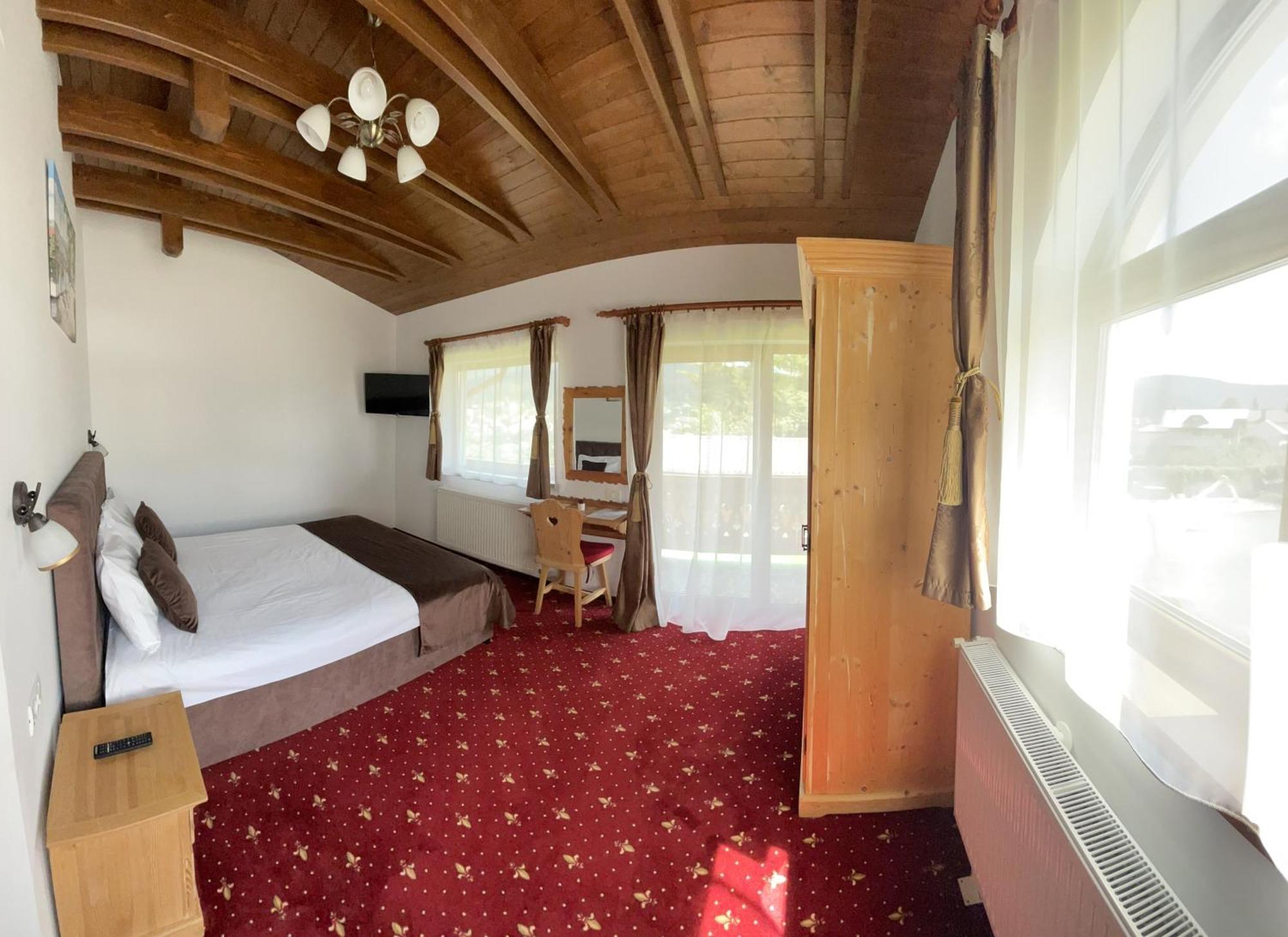 Casa Belcin Spa&Retreat Buşteni Zewnętrze zdjęcie